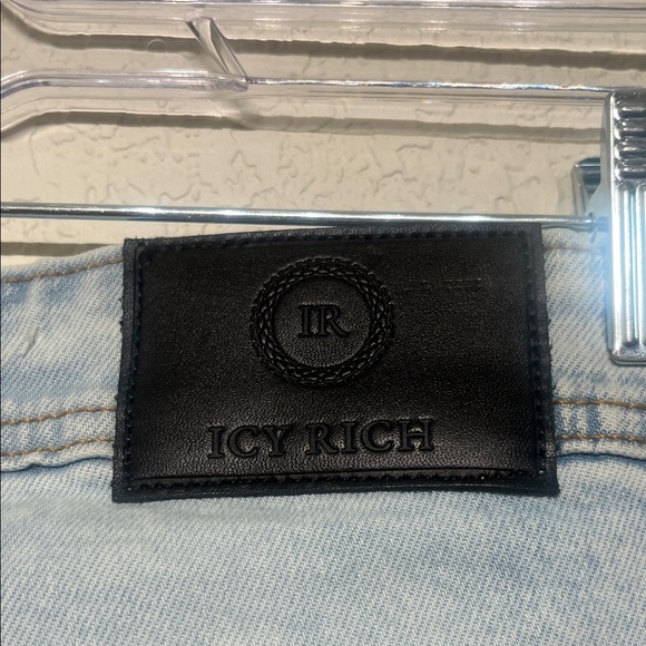 Men's ICY RICH Size 32 Light Blue Distressed Stacked Skinny Jeans - Picture 6 of 9